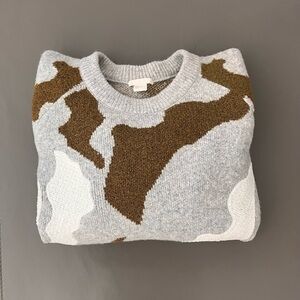 🔴 Women’s “H&M” Oversized Camo Sweater - Size Lg - NWOT- NO FURTHER DISCOUNT 🌷